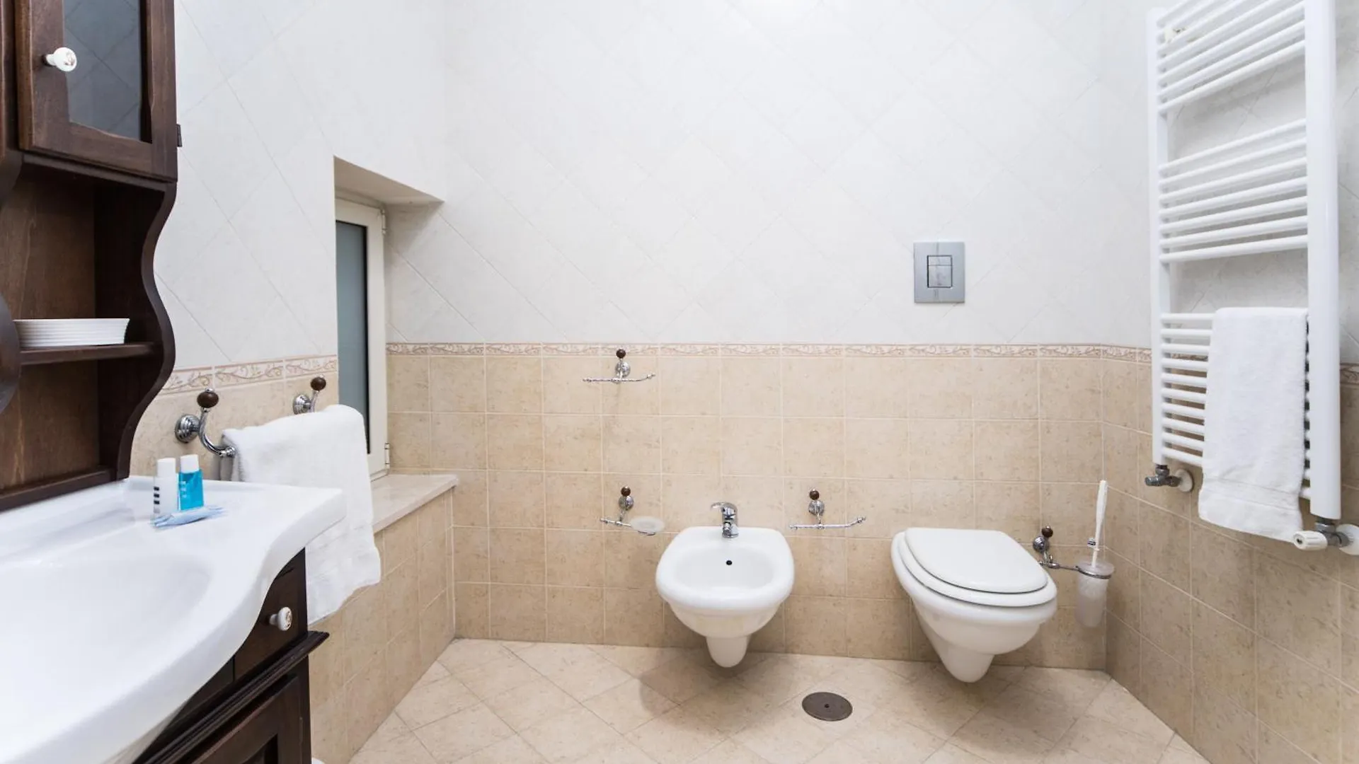 La Casa Di Assunta Naples Historical Centre Apartment Italy