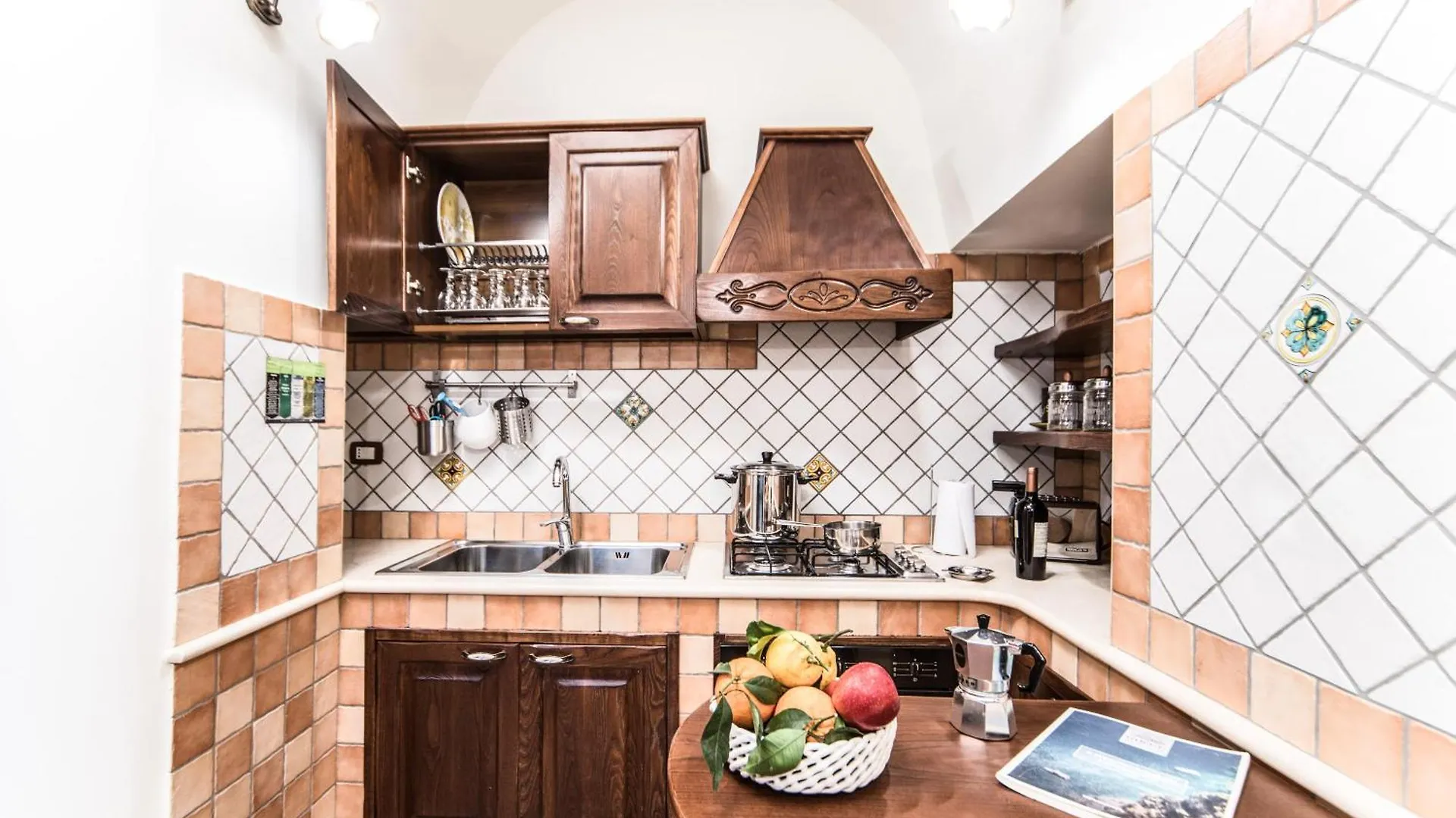 La Casa Di Assunta Naples Historical Centre Apartment 0*,